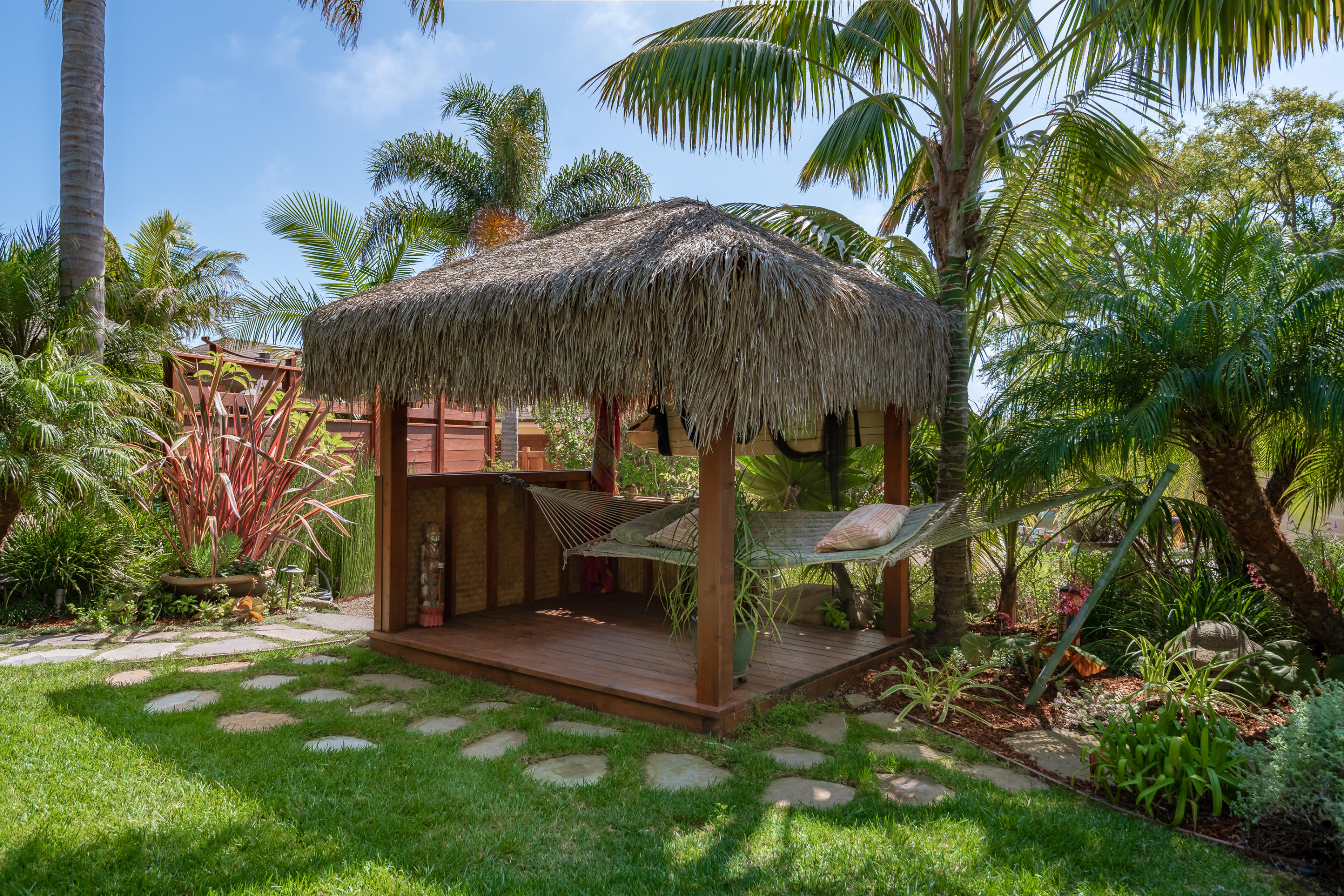 209 Mohawk Road Santa Barbara, CA 93109 - Photo 41 of 50 Gazebo Lounge