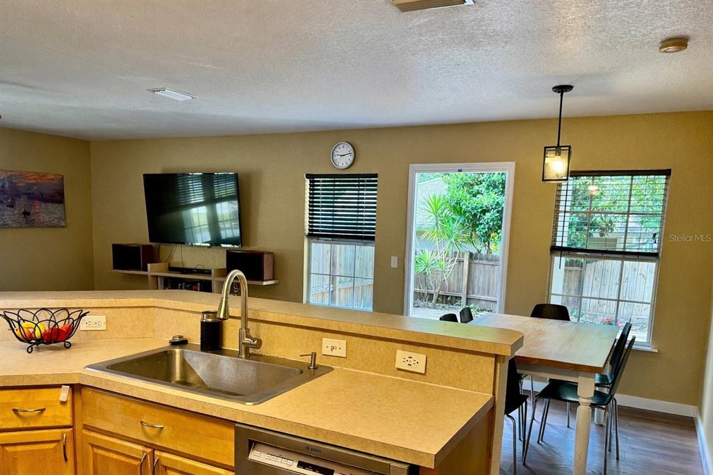 5722 Southwest 85th Street Gainesville, FL 32608 - Photo 5 of 15