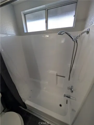 $2,850 | 527 East Colorado Boulevard, Unit B, Monrovia, CA 91016