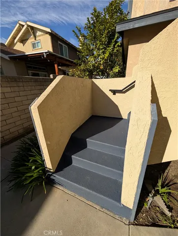 $2,850 | 527 East Colorado Boulevard, Unit B, Monrovia, CA 91016