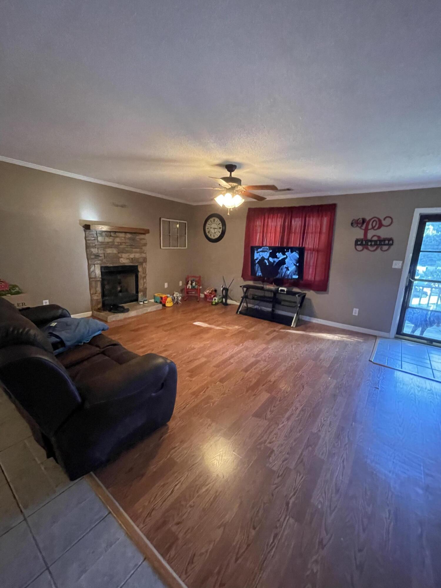 178 South Forest Road Chickamauga, GA 30707 - Photo 5 of 17 B3895D2A-382E-4689-9533-A40F5C5508D9