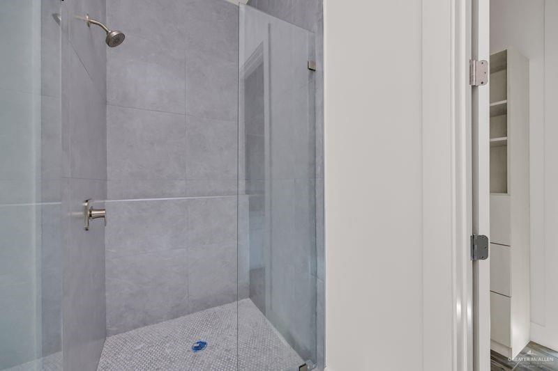 2305 Trinity Avenue McAllen, TX 78504 - Photo 15 of 24 a bathroom with a shower