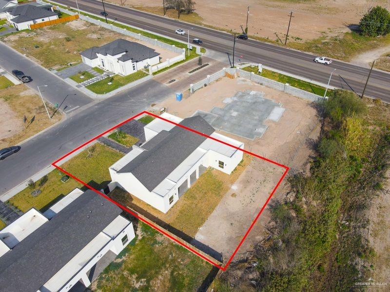 2305 Trinity Avenue McAllen, TX 78504 - Photo 22 of 24 a view of a tennis court