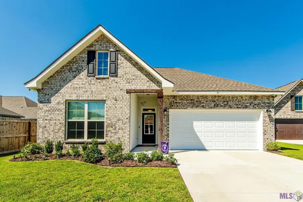 $285,000 | 111 Devon Court, Thibodaux, LA 70301