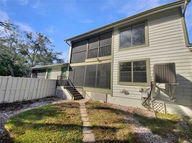 $382,000 | 836 Amelia Court, St. Petersburg, FL 33702