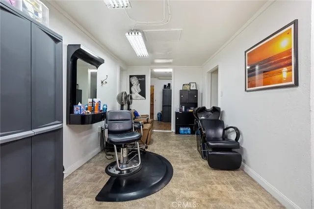 $1,999,000 | 4100 West Magnolia Boulevard, Burbank, CA 91505