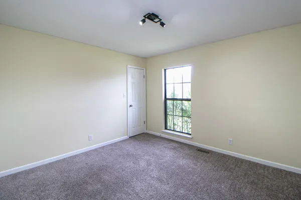 $1,630 | 329 Northridge Drive, Clarksville, TN 37042