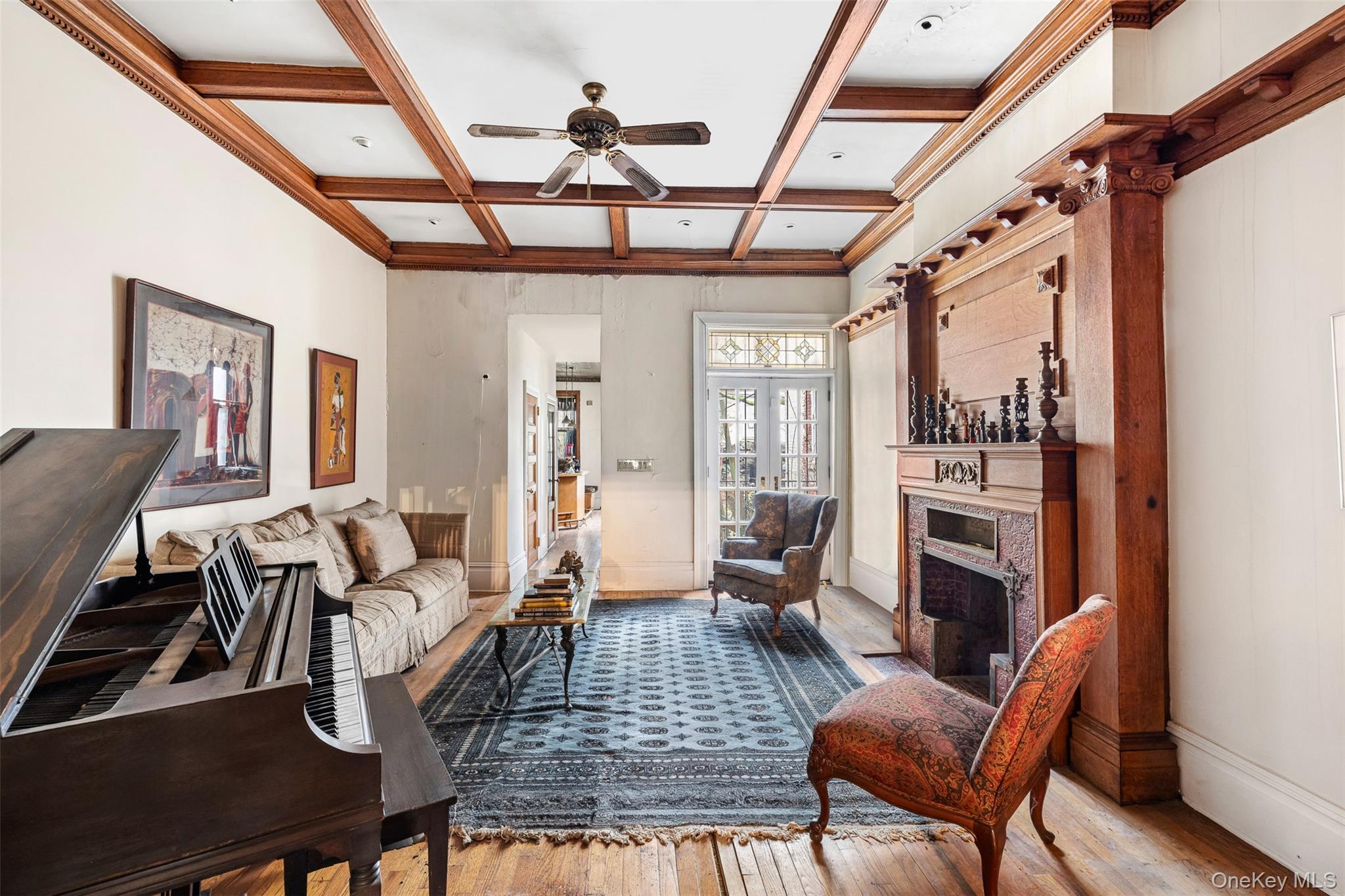 28 Hamilton Terrace Manhattan, NY 10031 - Photo 3 of 11 a living room with furniture