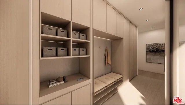 $9,900 | 590 North Tigertail Road, Los Angeles, CA 90049