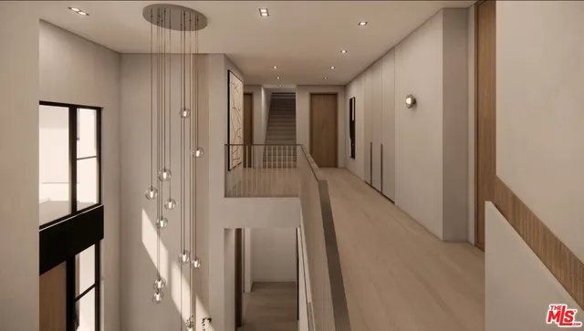 $9,900 | 590 North Tigertail Road, Los Angeles, CA 90049