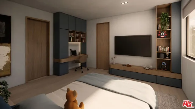 $9,900 | 590 North Tigertail Road, Los Angeles, CA 90049