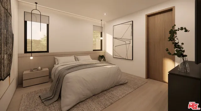 $9,900 | 590 North Tigertail Road, Los Angeles, CA 90049