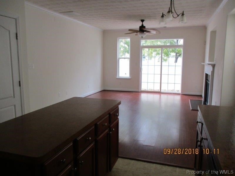 27 Rockingham Drive Hampton, VA 23669 - Photo 8 of 47 Gallery Image 8