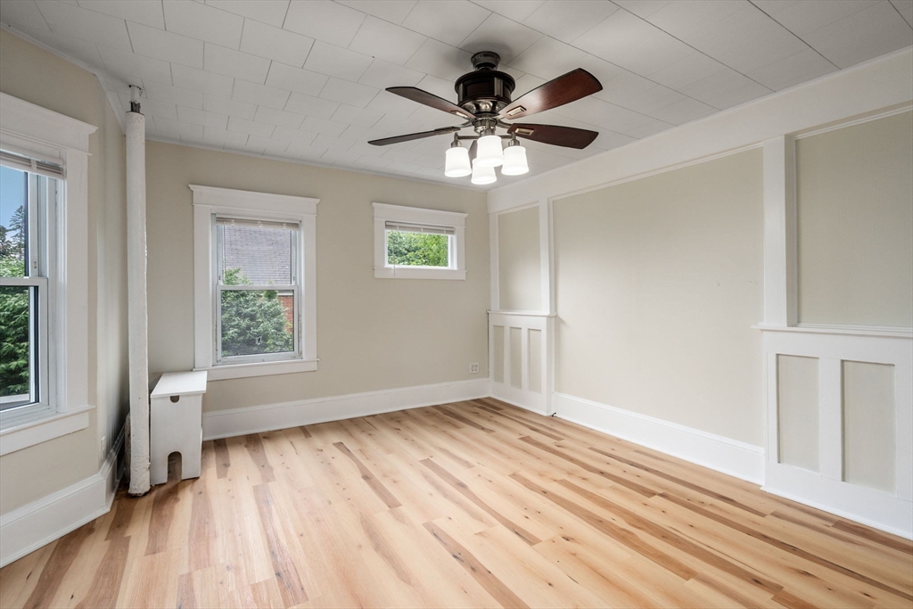 45-47 Janet Street West Springfield, MA 01089 - Photo 5 of 37