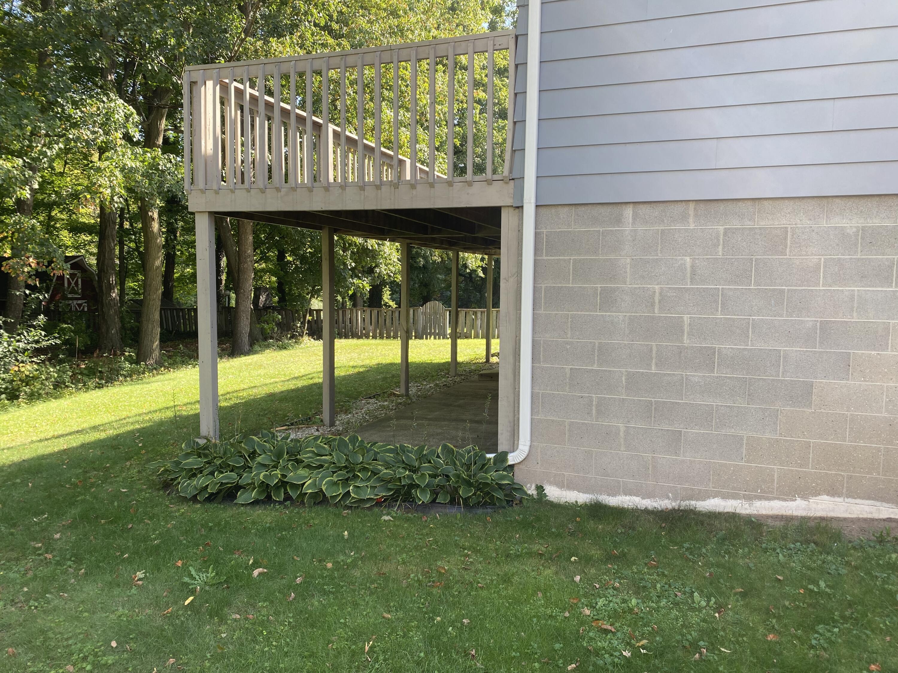 300 Riverside Drive Hart, MI 49420 - Photo 4 of 32 A51D7FF6-2656-4576-B6B4-74C8575FE540