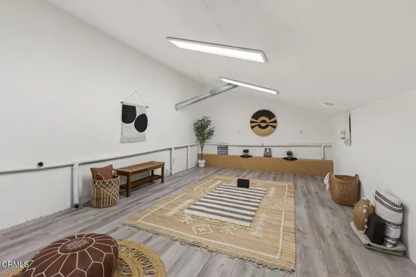 $1,199,000 | 911 Vallecito Drive, Ventura, CA 93001
