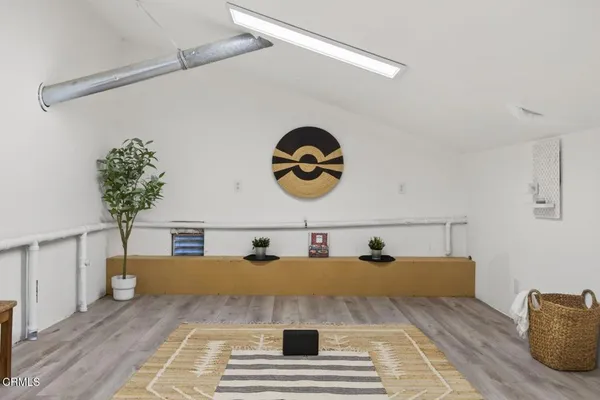 $1,199,000 | 911 Vallecito Drive, Ventura, CA 93001