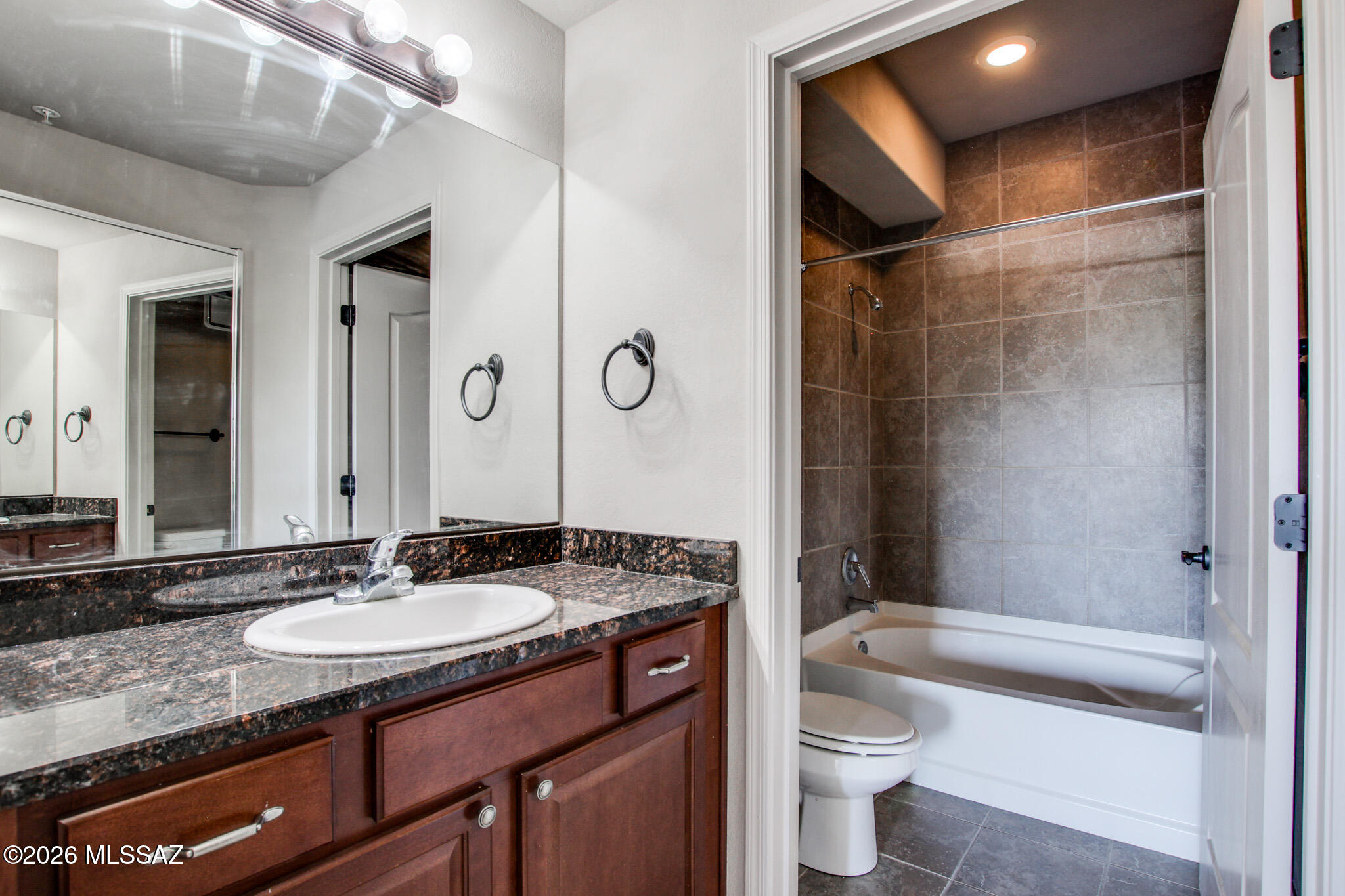 2550 East River Road, Unit 20305 Tucson, AZ 85718 - Photo 27 of 50
