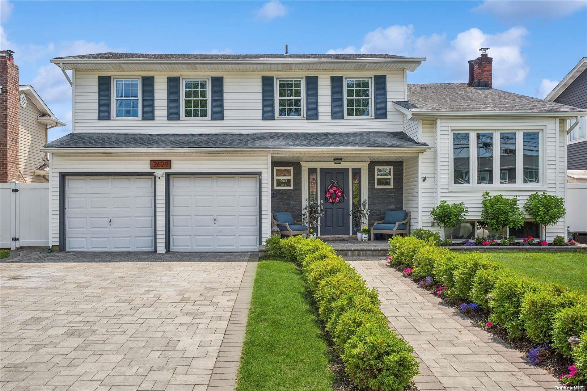 2629 South Seamans Neck Road Seaford, NY 11783 - Photo 1 of 1