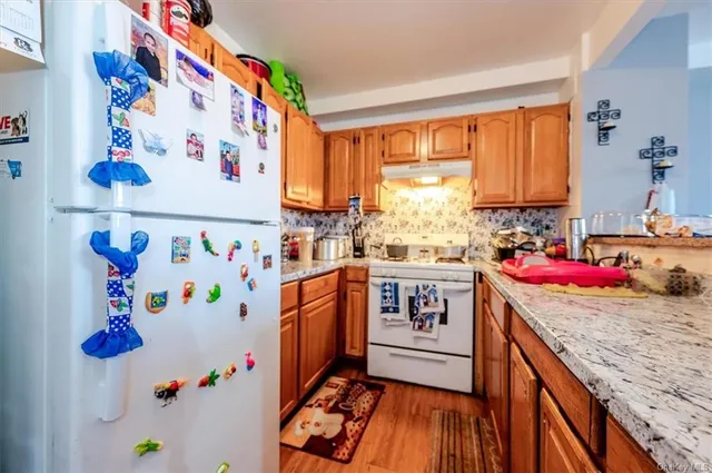 $1,200,000 | 937 Croes Avenue | Soundview