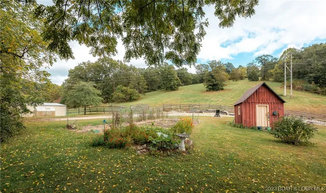 $675,000 | 41600 Texas Road, St. Robert, MO 65584