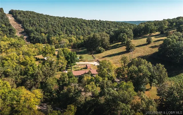 $675,000 | 41600 Texas Road, St. Robert, MO 65584