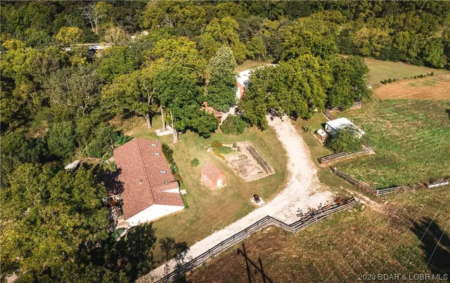 $675,000 | 41600 Texas Road, St. Robert, MO 65584