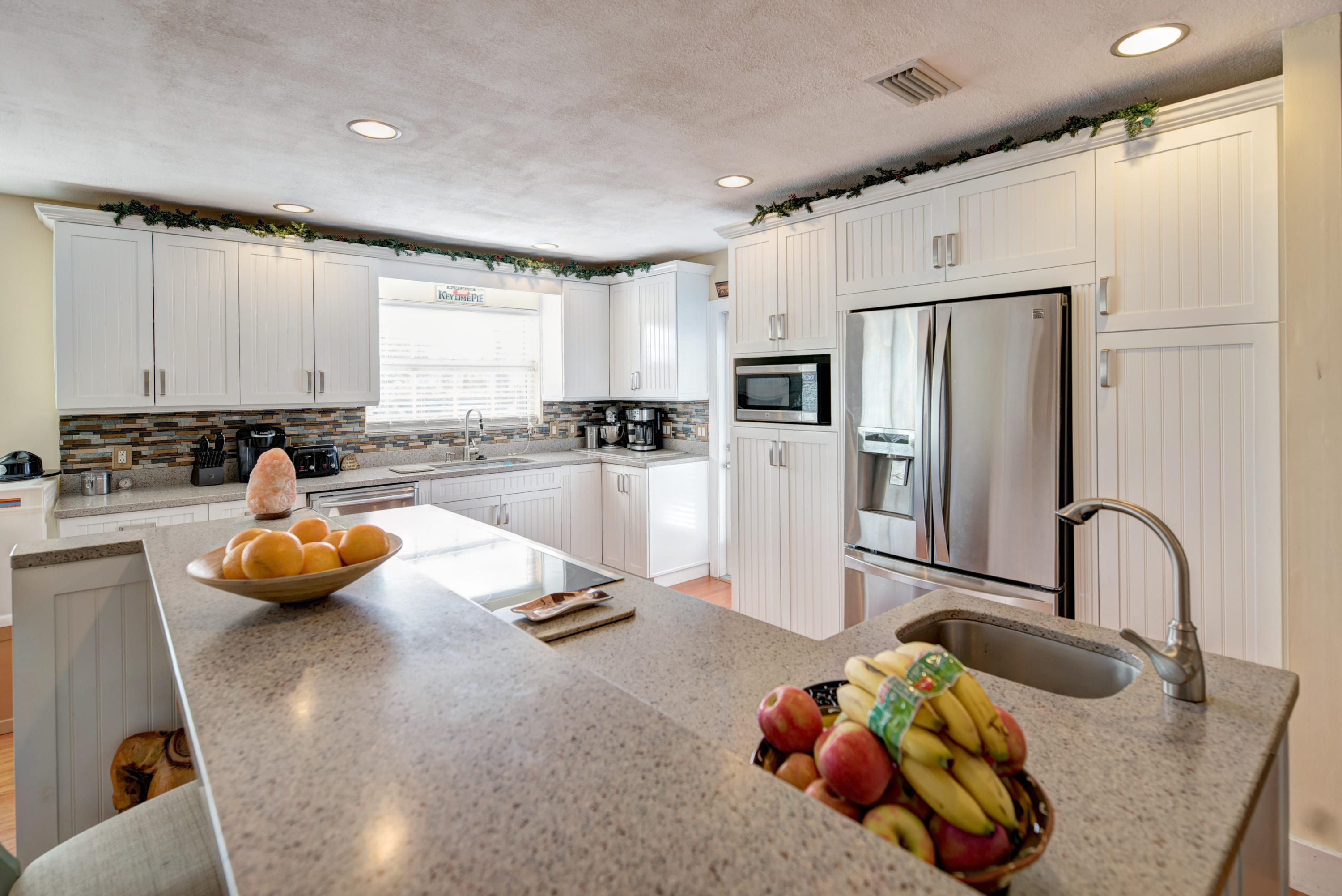 07 Kitchen 1