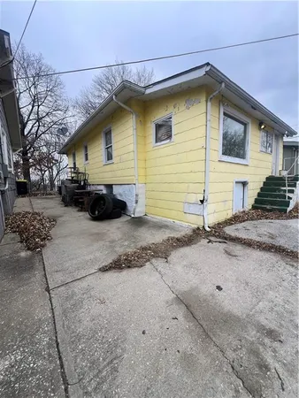 $110,000 | 5211 Gladstone Boulevard, Kansas City, MO 64123