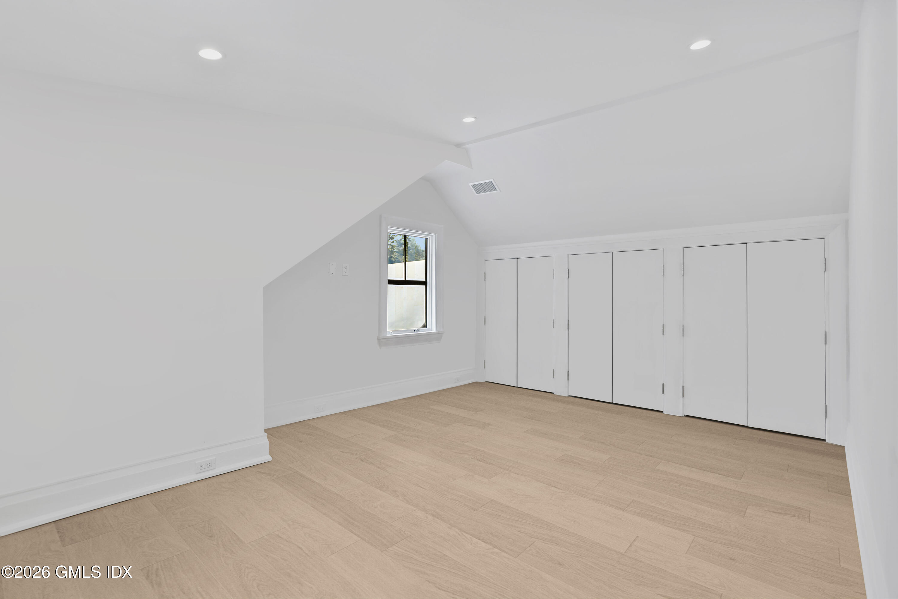 112 Sheep Hill Road Riverside, CT 06878 - Photo 18 of 30 1-02