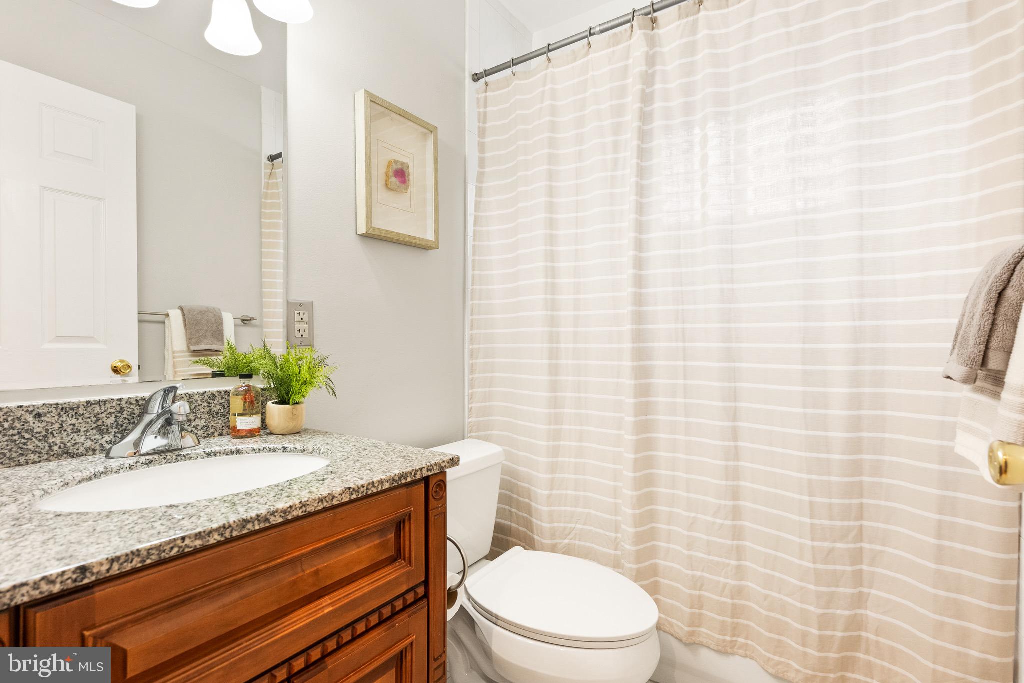718 Park Road Northwest, Unit 8 Washington, DC 20010 - Photo 23 of 27