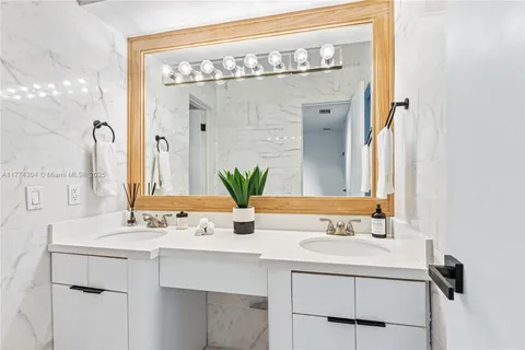 $2,650,000 | 1061 Northwest N River Drive, Miami, FL 33136