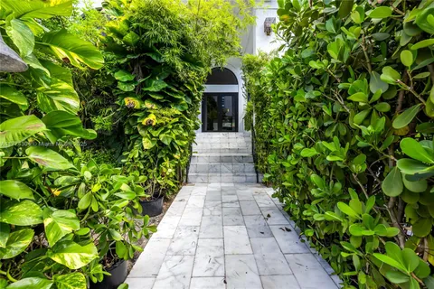 $2,650,000 | 1061 Northwest N River Drive, Miami, FL 33136