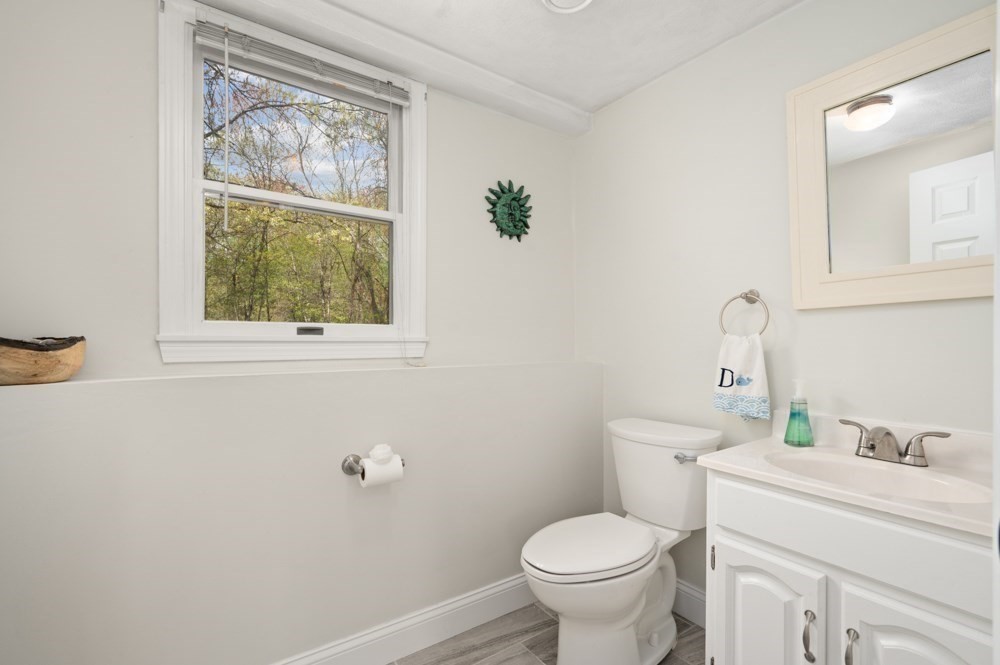 26 Hillview Road North Reading, MA 01864 - Photo 28 of 39 Gallery Image 28