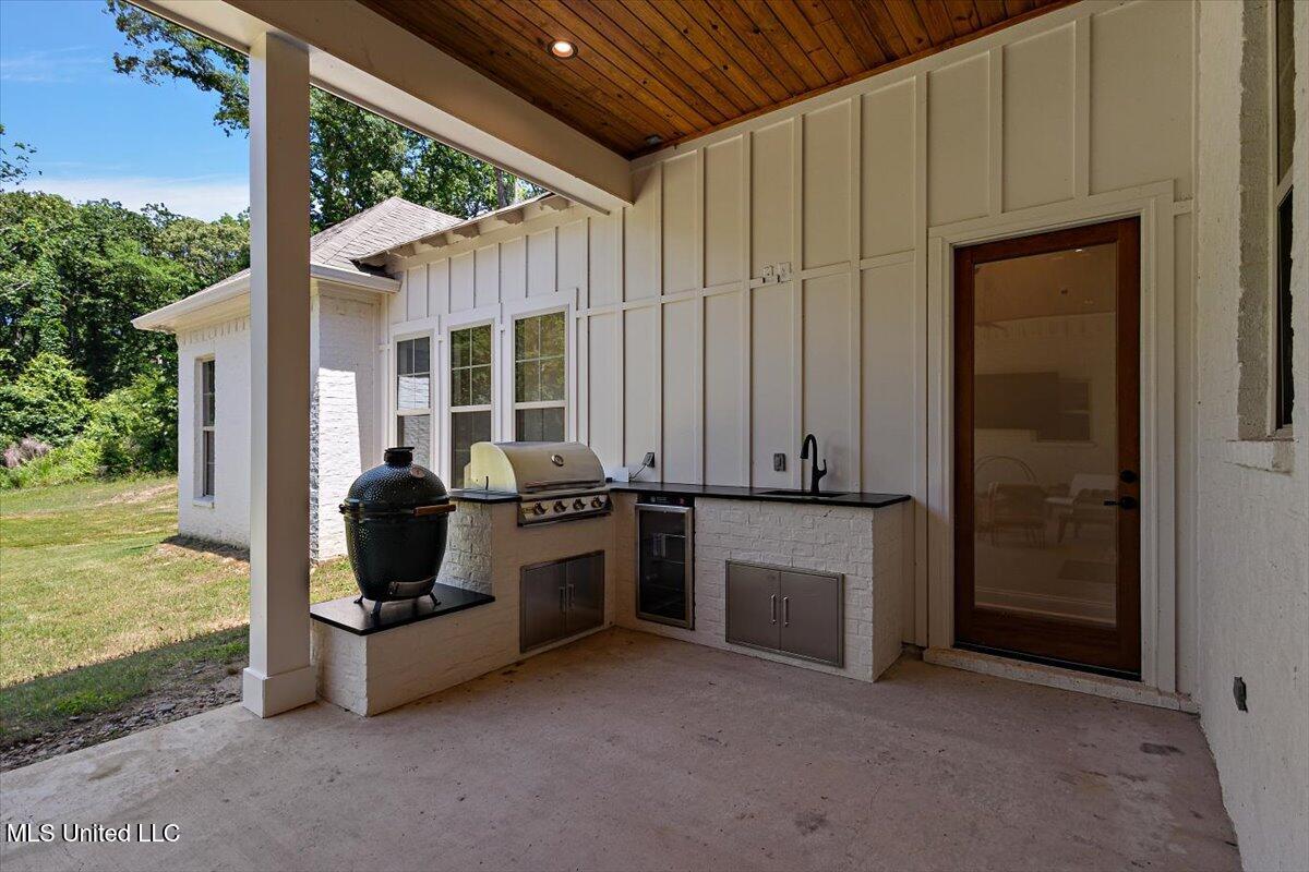 6603 Wirtz Road Flowood, MS 39232 - Photo 28 of 35 Outdoor kitchen