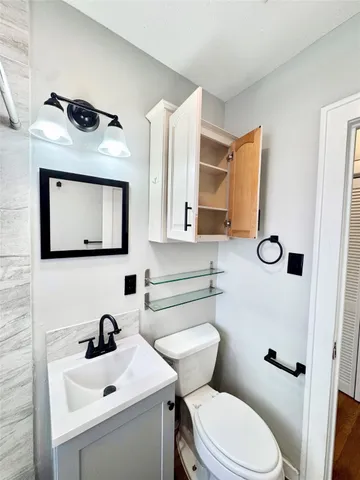 $1,395 | 629 East 11th Street, Unit 4, Houston, TX 77008