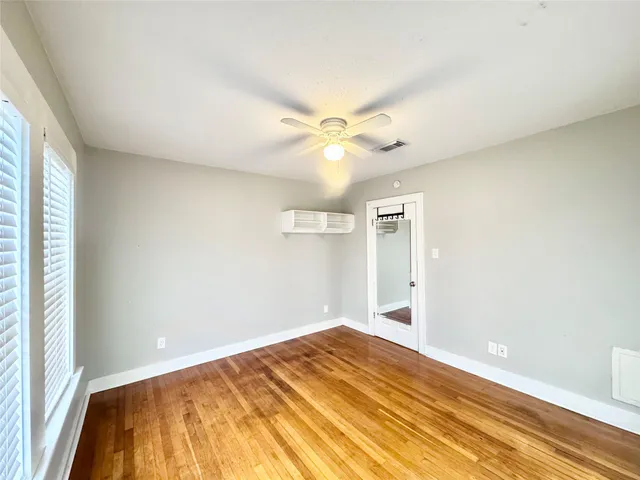 $1,395 | 629 East 11th Street, Unit 4, Houston, TX 77008