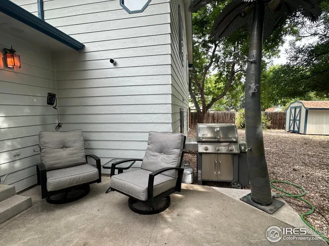 a building outdoor space with patio furniture