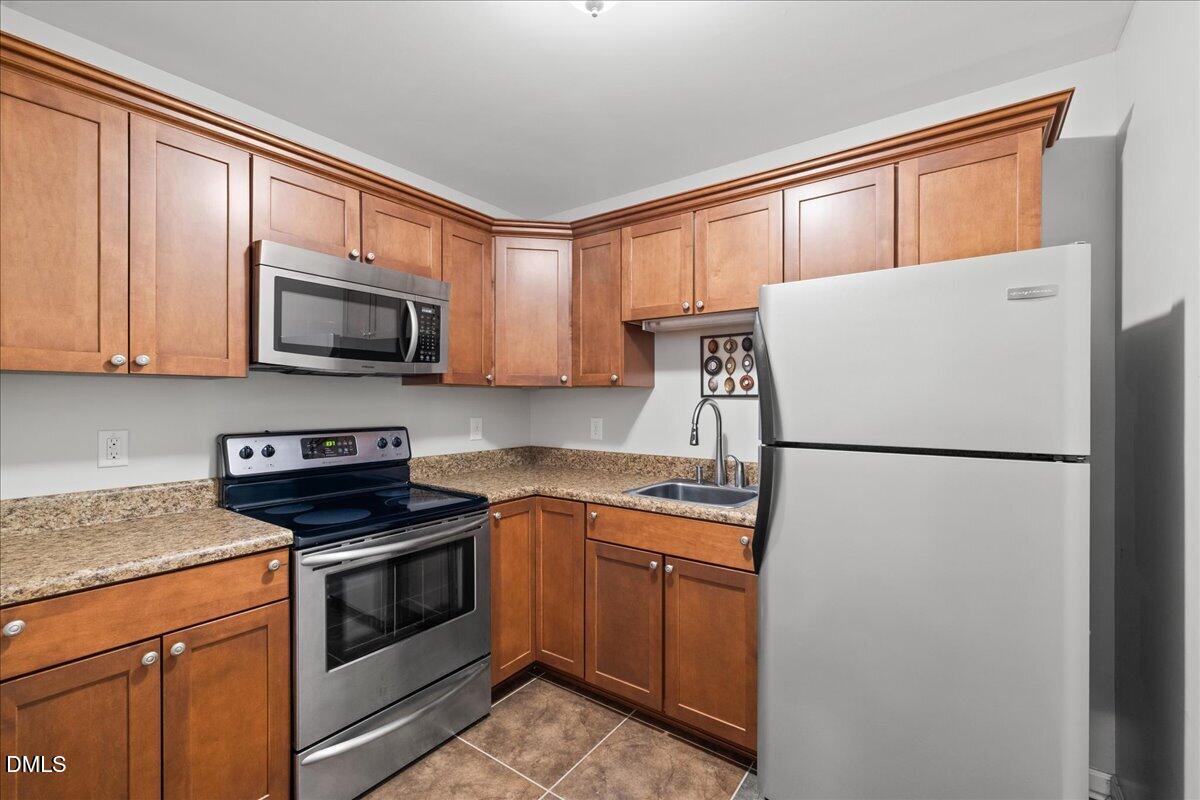 12225 Dunard Street Raleigh, NC 27614 - Photo 79 of 86 Basement Kitchen