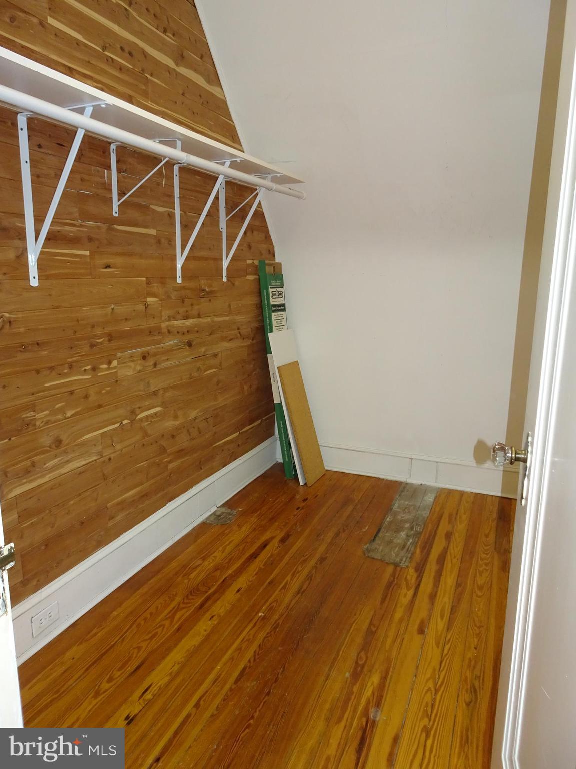 343 Tunbridge Road Baltimore, MD 21212 - Photo 29 of 39 ONE BEDROOM HAS HUGE CEDAR CLOSET