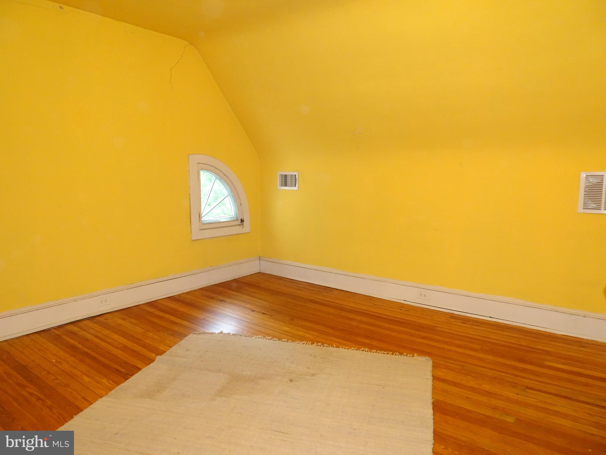 343 Tunbridge Road Baltimore, MD 21212 - Photo 30 of 39 SECOND BEDROOM WITH WOOD FLOORS