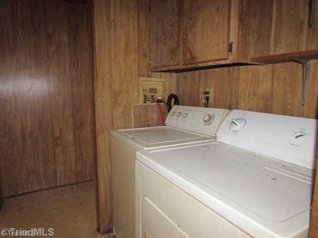 1887 Burney Road Asheboro, NC 27205 - Photo 8 of 12 Laundry Room.
