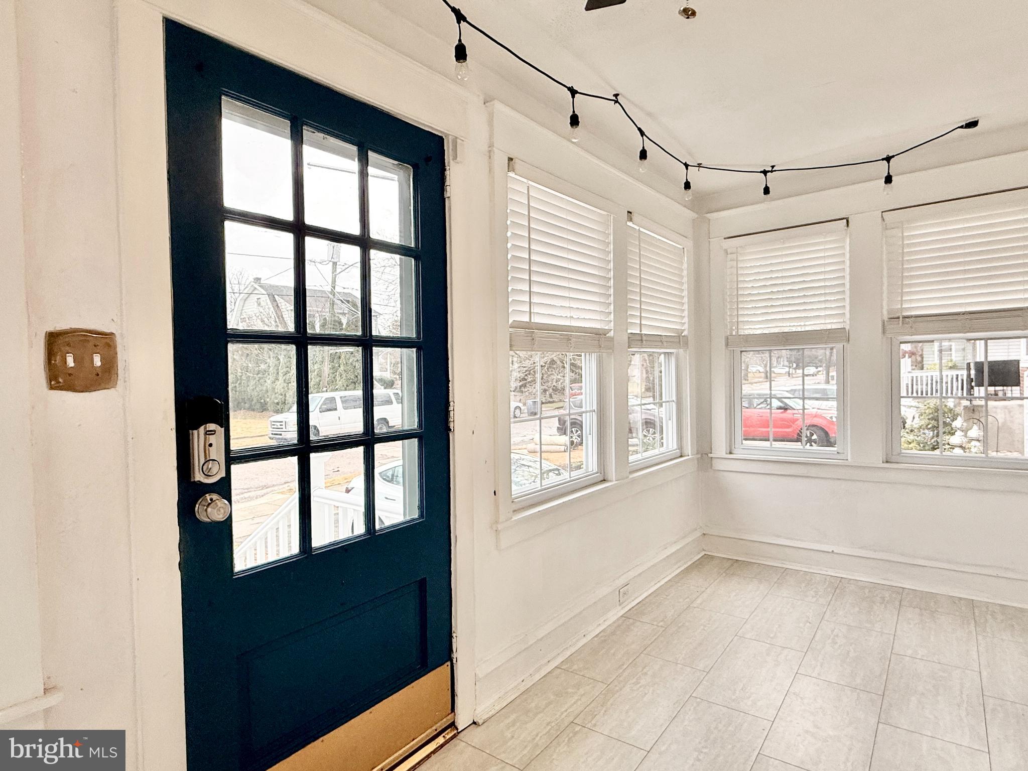 7041 Harvey Avenue Pennsauken, NJ 08109 - Photo 4 of 29