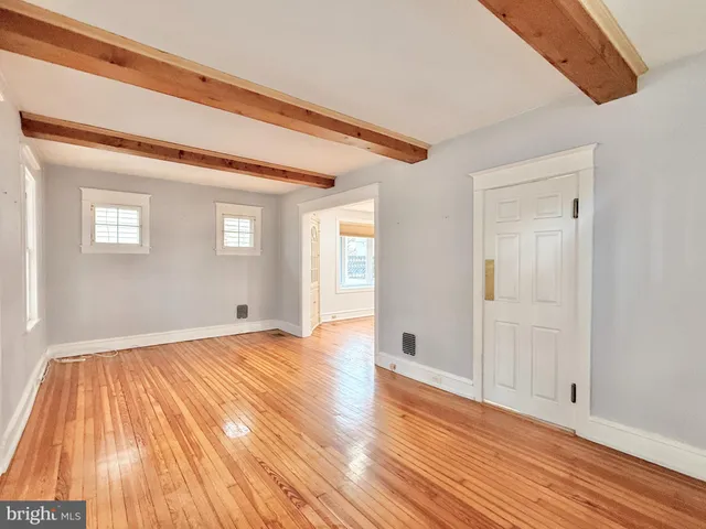 $2,850 | 7041 Harvey Avenue, Pennsauken, NJ 08109