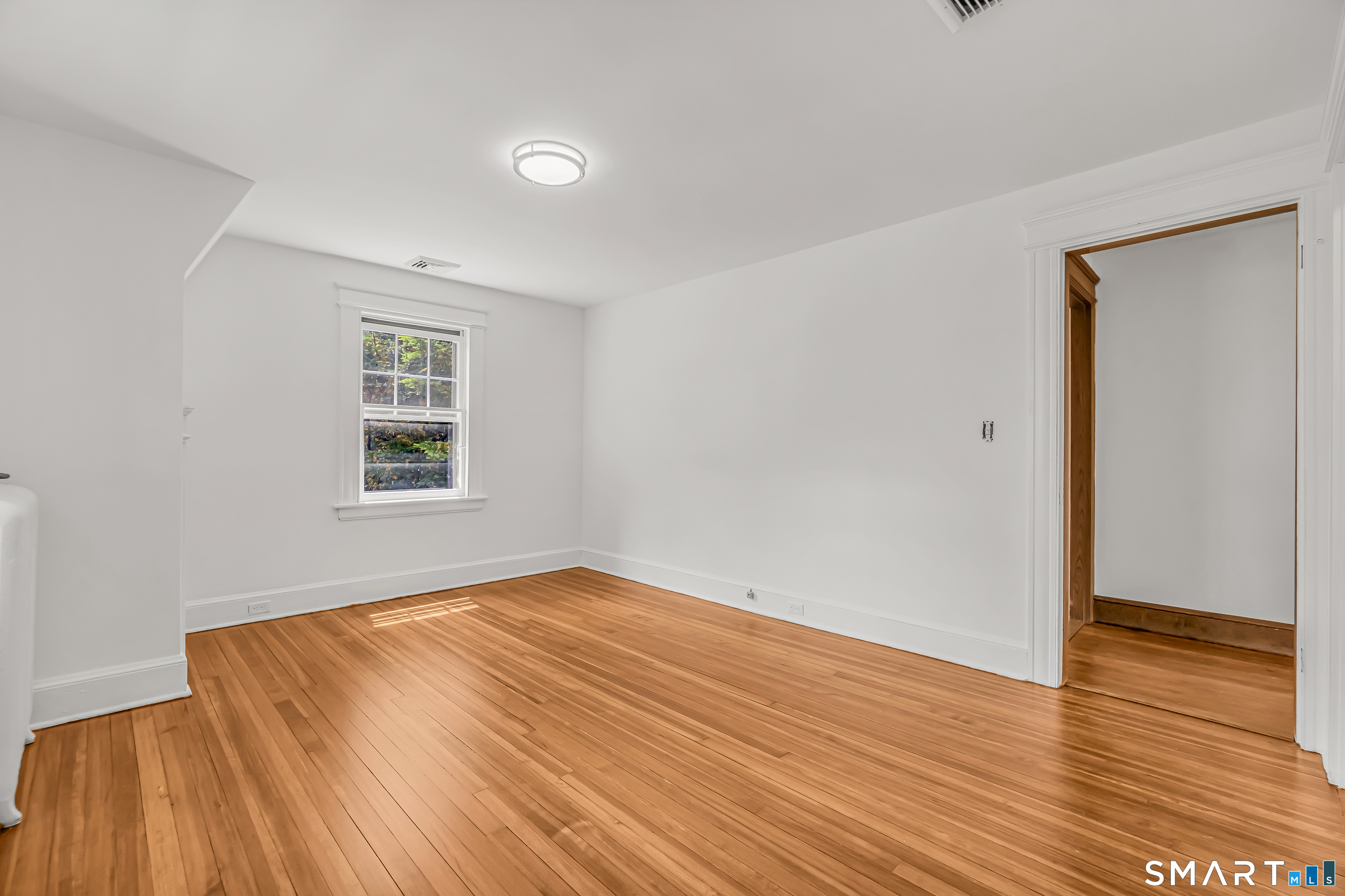 88 Coniston Avenue Waterbury, CT 06708 - Photo 24 of 39