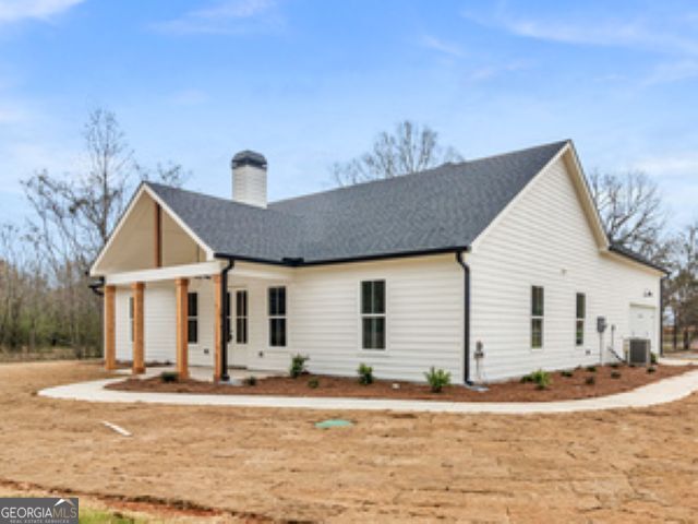 184 Loyd Road Newborn, GA 30056 - Photo 2 of 45 a view of a house with a patio