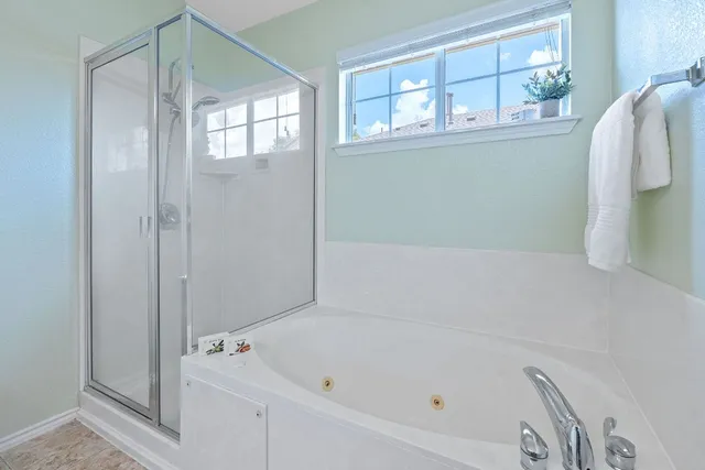 $270,000 | 16100 South Great Oaks Drive, Unit 2702, Round Rock, TX 78681