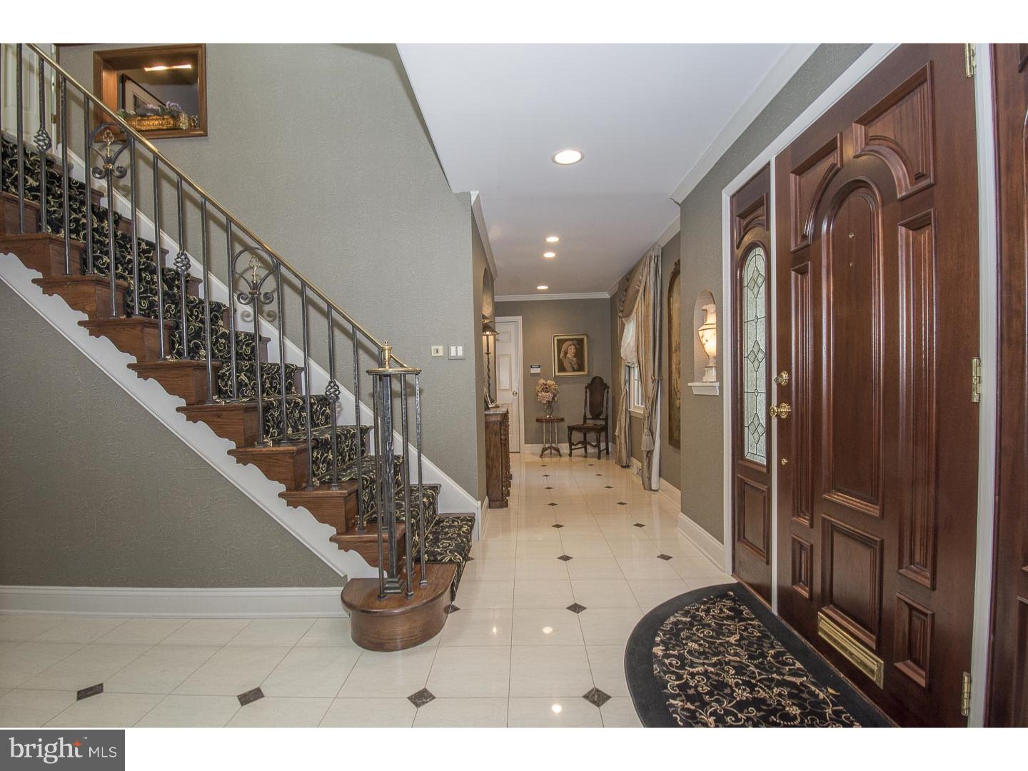 16 Llanberris Road Bala Cynwyd, PA 19004 - Photo 5 of 24 Foyer