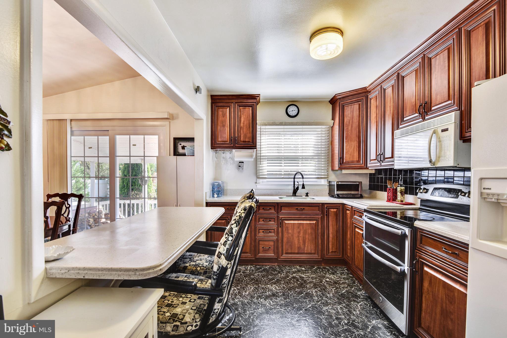1212 Cobb Road Pikesville, MD 21208 - Photo 11 of 30 Kitchen
