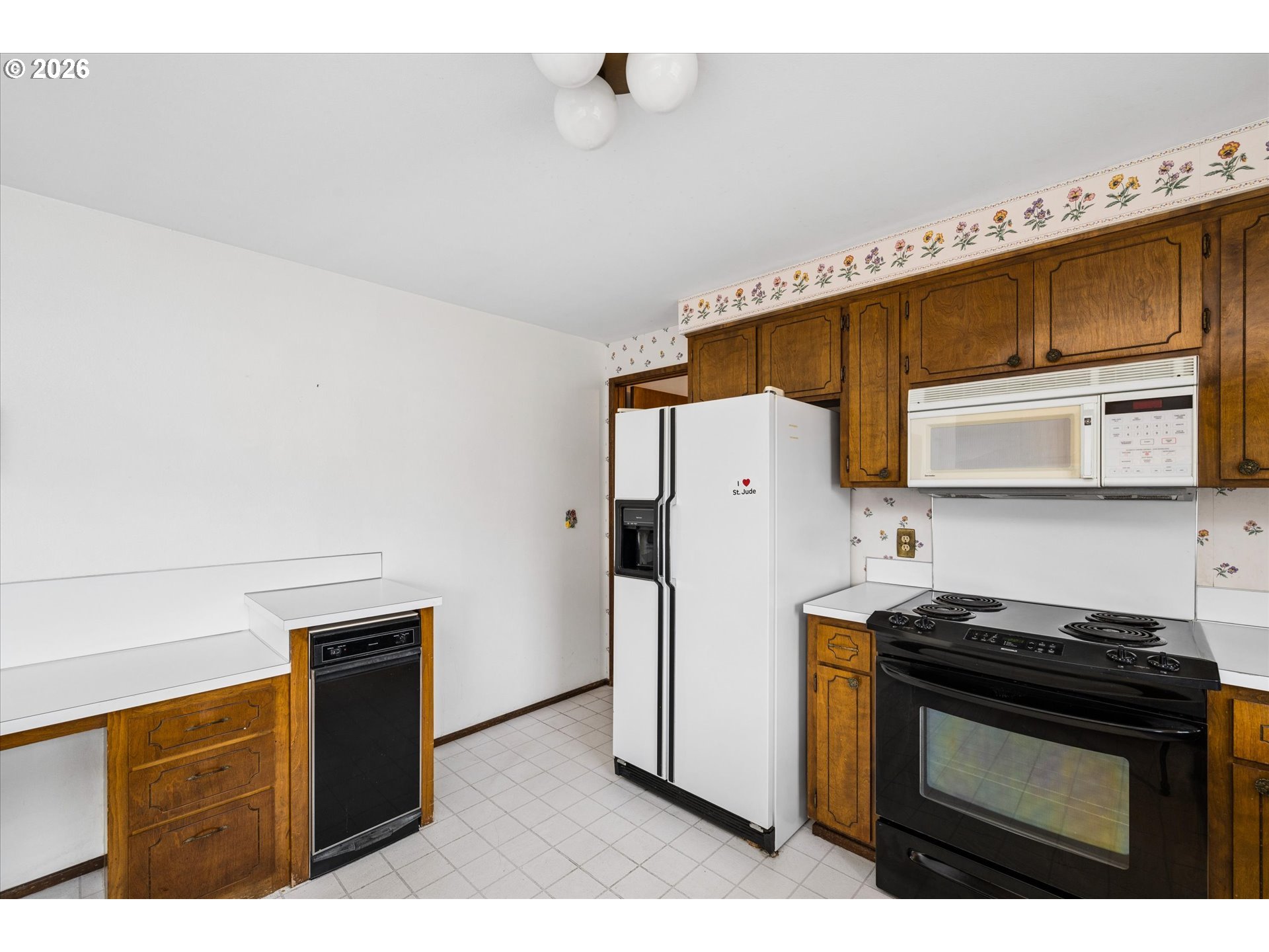 2177 Firth Avenue Springfield, OR 97477 - Photo 15 of 40